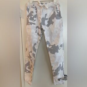 Venti6 white and grey camouflage drawstring jogger pants medium